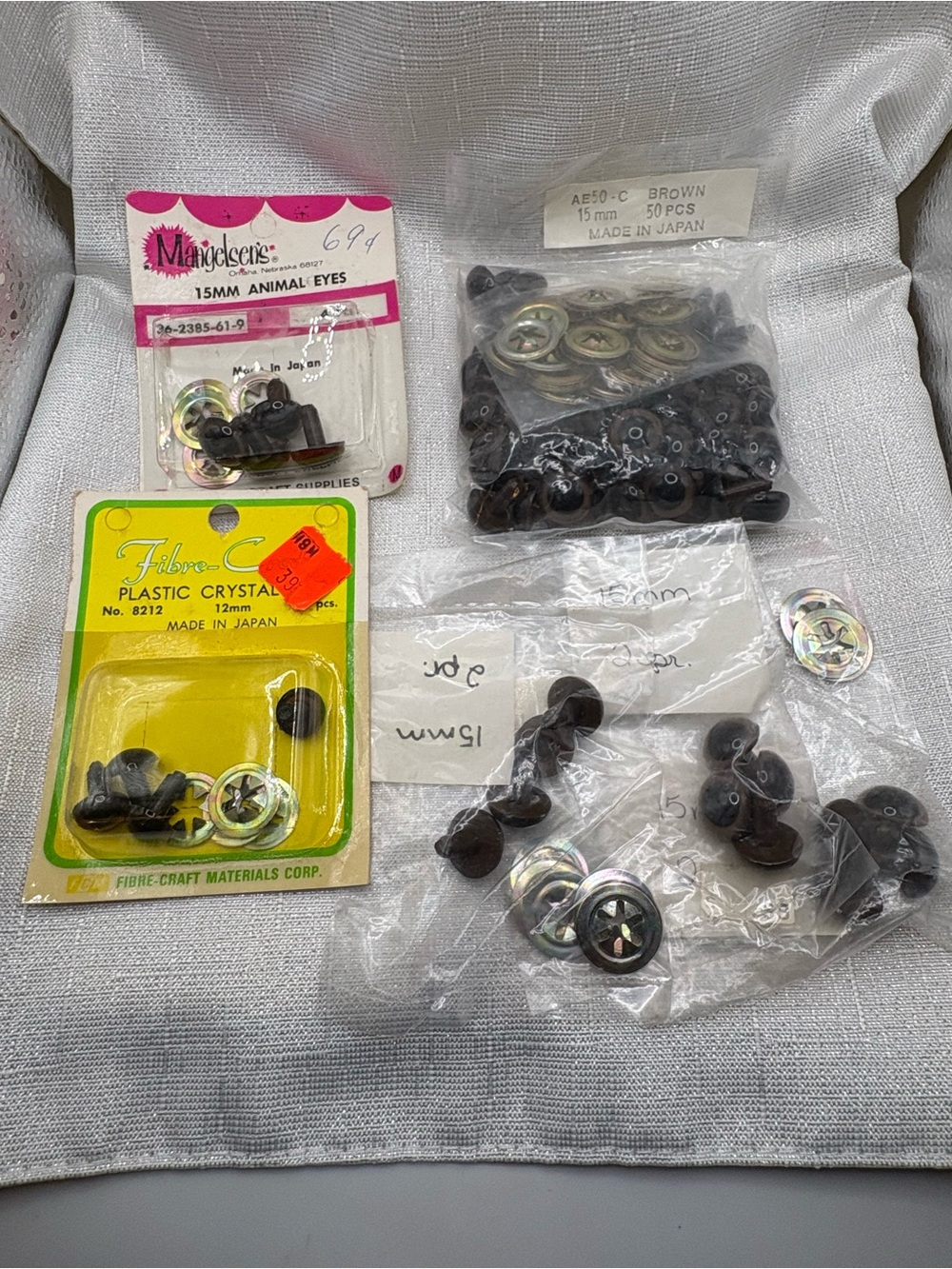 Brown 15mm Plastic Animal Eyes - Craft Pack (Over 50 pieces)